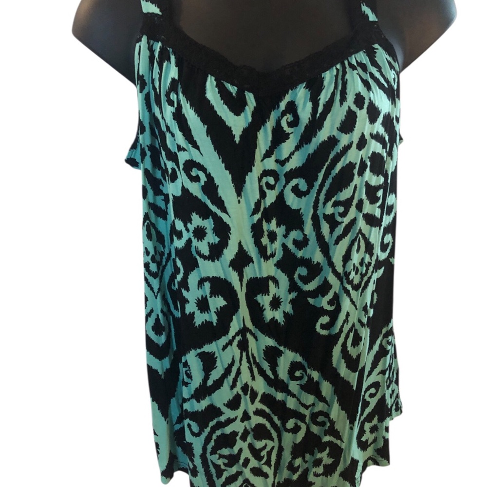 NWOT- Women's Mint and Black Printed Cami Top